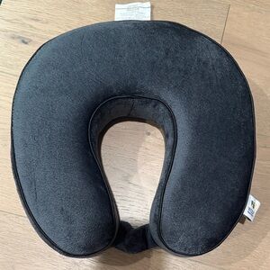 Essentials Black Travel Neck Pillow